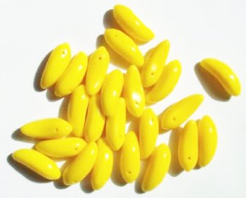 25 18mm Opaque Banana Shaped Glass Beads