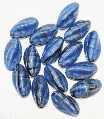 10, 20x11mm Satin Sapphire Tortoise Twisted Oval Beads
