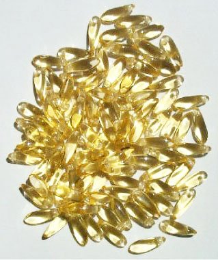 100 3x11mm Transparent Light Topaz Dagger Beads