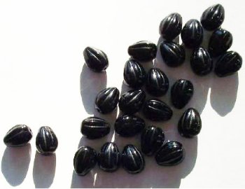 25 11x9mm Opaque Black Grooved Drop Beads