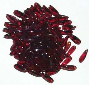 100 3x11mm Transparent Garnet Dagger Beads