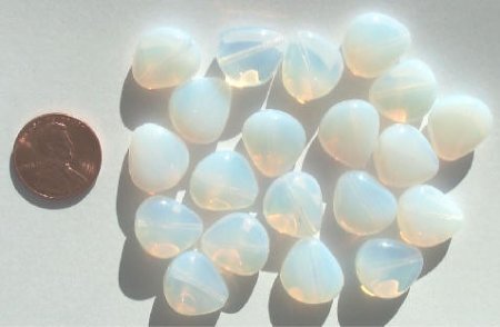 20 15x14mm White Nugget Beads
