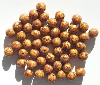 25 8mm Opaque Topaz Picasso Swirl Round Glass Beads