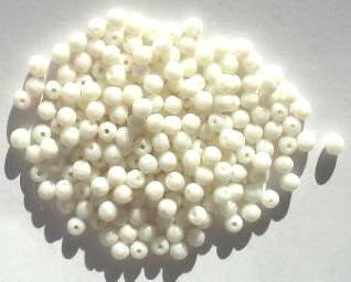 100 4mm Opaque Ivory Round Glass Beads