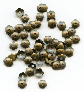 100 4mm Scalloped Edge Antique Gold Bead Caps