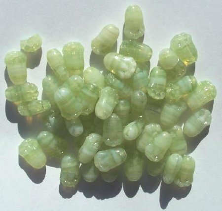 50 12mm Light Green Marble Tulips
