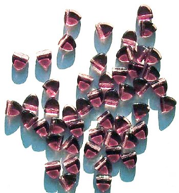 50 9mm Triangle Beads - Transparent Light Amethyst