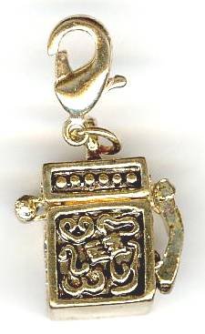 1 19x11mm Antique Gold Square Prayer Box