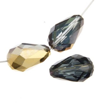 1 15x10mm Preciosa Aurum Half Coat Pear Drop