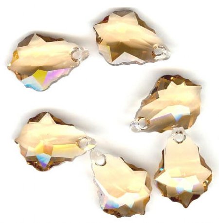 1 16x11mm Light Colorado Topaz Swarovski Baroque Pendant