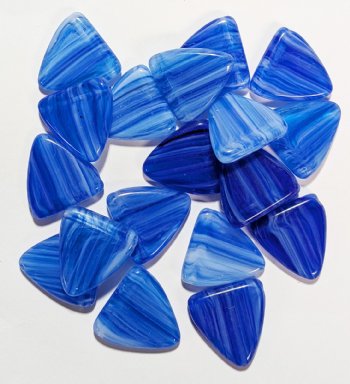 20 17mm Sapphire White and Crystal Marble Triangle Beads