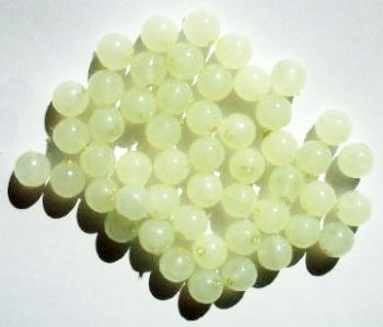 25 8mm Translucent Dyed & Coated Pale Green Round Beads
