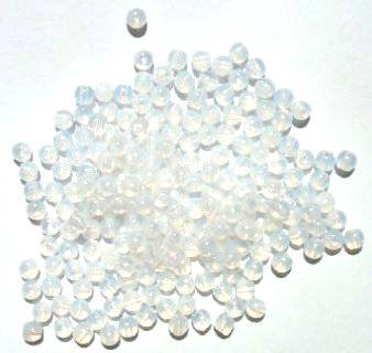 100 4mm Milky White Opal Round Glass Beads