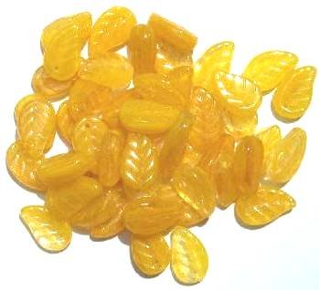 50 14mm Marble Crystal Yellow & Orange Leaf Beads