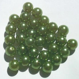 30 10mm Round Medium Green Glass Pearl Beads