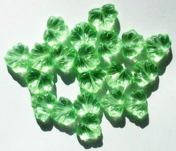 20 11x13mm Transparent Light Green Glass Fan Leaf Beads