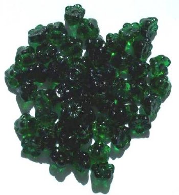 50 8mm Kelly Green Button Flowers