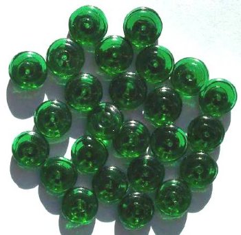 25 13mm Kelly Green Glass Cinnamon Bun Beads