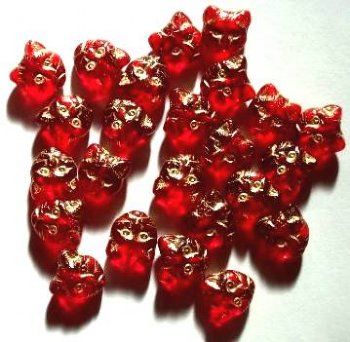 25 13mm Red and Gold Cat Face Glass Beads
