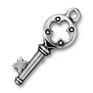 1 27mm TierraCast Antique Silver Quatrefoil Key Pendant