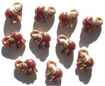 10 17mm Carnelian and Gold Glass Elephant Beads