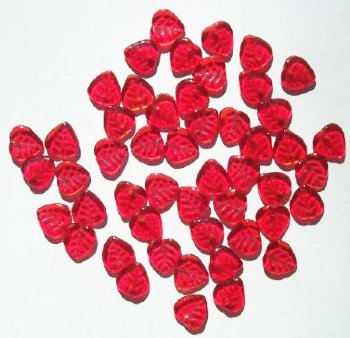 50 9mm Transparent Red Leaf Beads