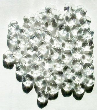 50 9mm 3-Petal Transparent Crystal Pansy Flower Beads