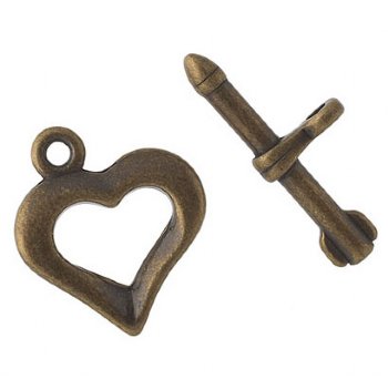 5 21mm Antique Gold Heart & Arrow Toggle Clasps