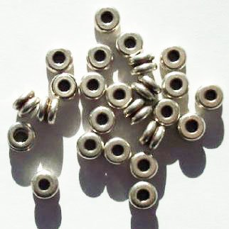 25 4x6mm Antique Silver Double Ring Metal Beads