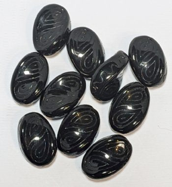 10, 17x11mm Opaque Black Paisley Patterned Twisted Flat Oval Beads