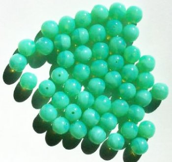 25 8mm Round Milky Green Opal Glass Beads