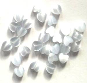 30 6mm Grey Fiber Optic Cats Eye Heart Beads