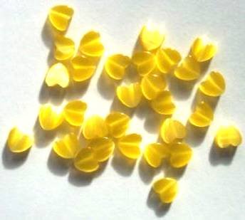 30 6mm Yellow Fiber Optic Cats Eye Heart Beads