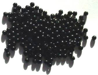 100 4mm Opaque Black Round Glass Beads