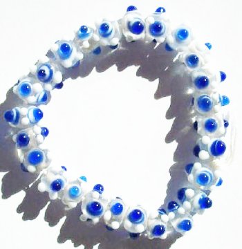 25 7mm Sapphire & White Bumpy Glass Beads