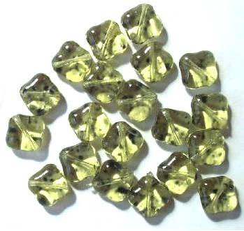 20 11mm Flat Puffed Diamond Olive with Speckles