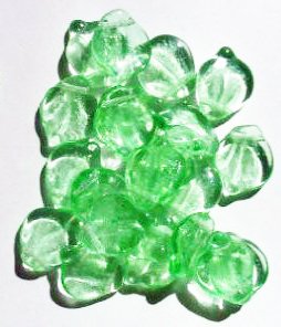 25 14mm Light Green Wide Leaf Glass Beads