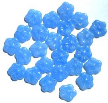 25 15mm Light Sapphire Marble Flower Beads