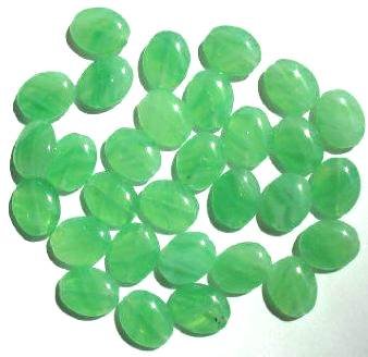 30 12x9mm Flat Oval Light Green Marble