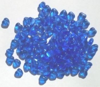 100 6mm Transparent Sapphire Glass Heart Beads