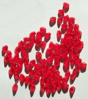 100 5mm Red Three Sided Diamond Glass Beads