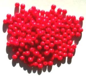 100 4mm Opaque Red Round Glass Beads