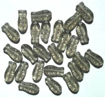 25 15mm Transparent Black Diamond Fish Beads