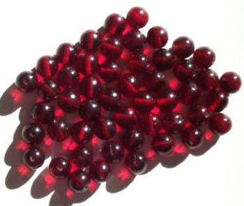 25 8mm Transparent Garnet Round Glass Beads