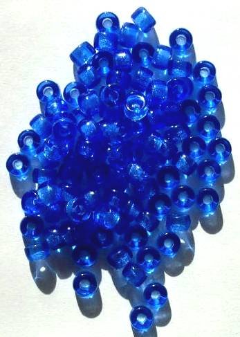 100 4x6mm Crow Beads Transparent Sapphire