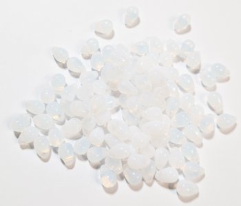 100 4x6mm White Opal Drops