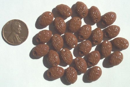 25 13x10mm Almonds