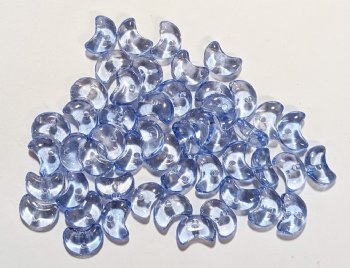 50 3x6x8mm Light Sapphire Crescents