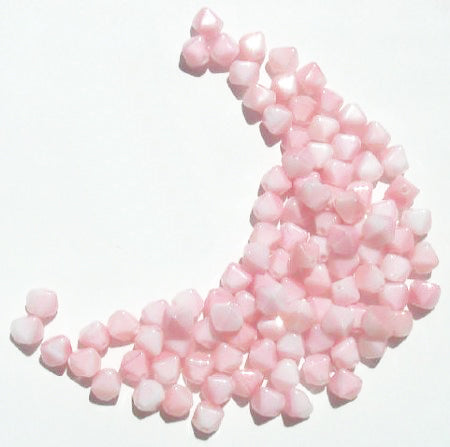 100 6mm Bicone Strawberry & Cream