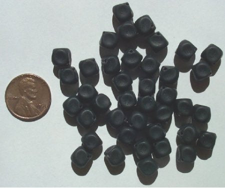 50 8mm Diagonal Hole Matte Black Cubes